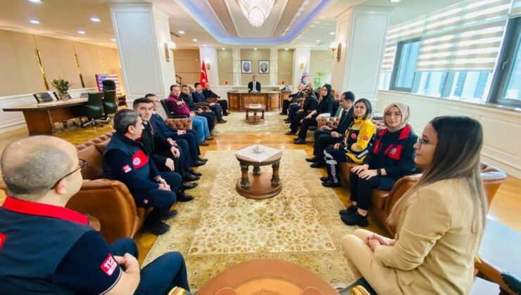 Erakçaoğlu ve 112 Acil Çağrı Merkezi Çalışanlarından Vali Yavuz’a Ziyaret
