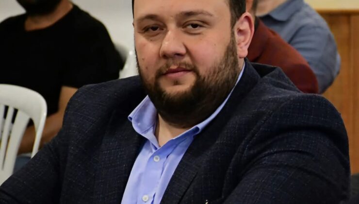 Başkan Yardımcısı Fatih Ustaoğlu, sevenlerini korkuttu.