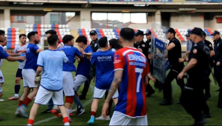 AMATÖR LİG FİNAL MAÇI SONRASI SAHA KARIŞTI.