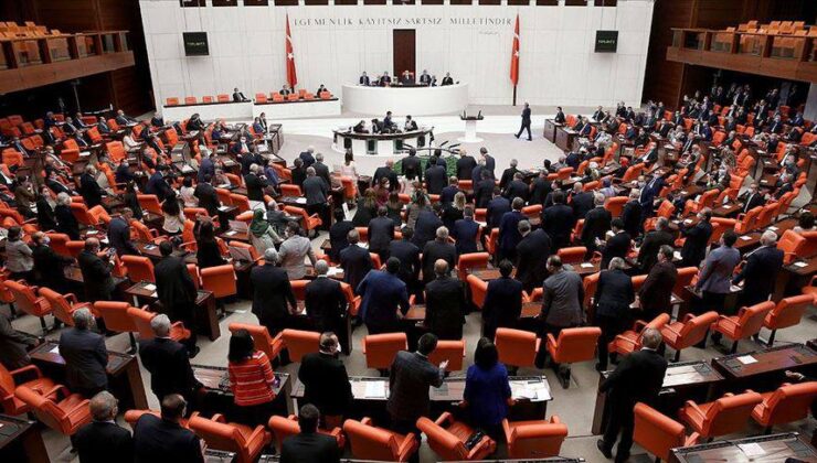 SİYASİ HESAPLAR ALT ÜST OLDU!