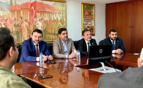 AK Parti Heyetinden, İl Genel Meclis Başkanı Kirman’a Hayırlı Olsun Ziyareti