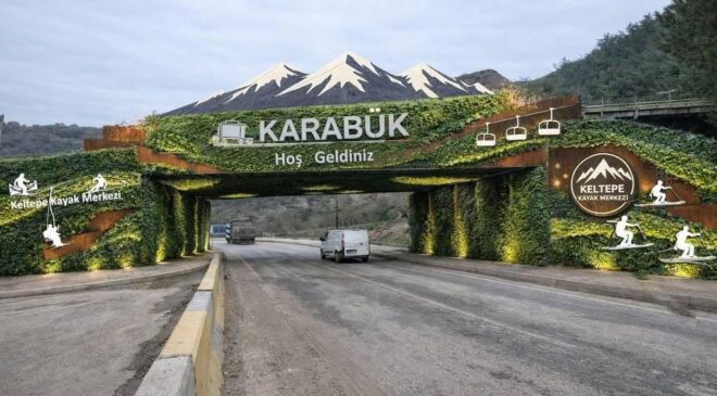 BAŞKAN ÇETİNKAYA: “KARABÜK’ÜN HER NOKTASINA ESTETİK VE VİZYON KATIYORUZ”