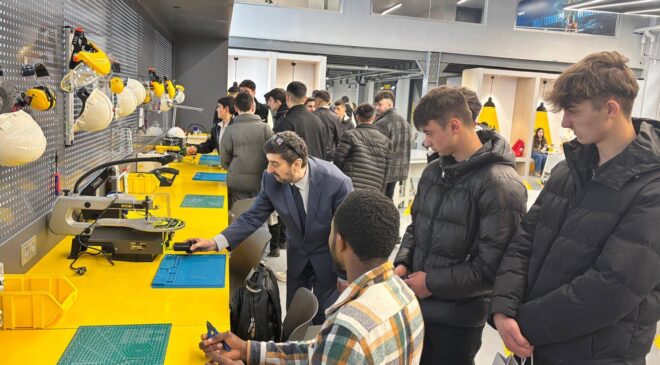 EFLANİ ÇPAL ÖĞRENCİLERİNE MESLEK SEÇİMİNE YÖNELİK TEKNİK GEZİ PROGRAMI DÜZENLENDİ…