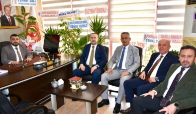 ÖZÇELİK-İŞ SENDİKASINDAN, İL GENEL MECLİS BAŞKANI KİRMAN’A ZİYARET