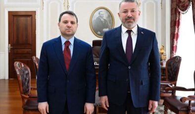 KBÜ REKTÖRÜ PROF.DR. KIRIŞIK’TAN,ADALET BAKANI GÜRLEK’E ZİYARET