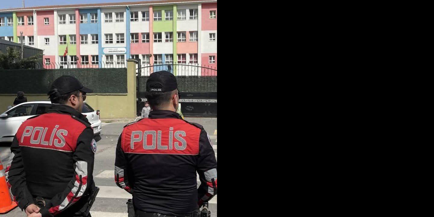 Türkiye genelinde tüm okulların önünde en az 2 polis görevlendirildi.