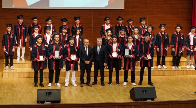 KARDEMİR A.Ş. İkili Mesleki Eğitim Programı İkinci Mezunlarını Verdi..