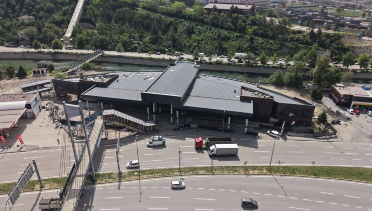 BAŞKAN ÇETİNKAYA “GECİKTİK AMA ÇABAMIZ KARABÜK’E ÖMÜRLÜK BİR ESER BIRAKMAK”