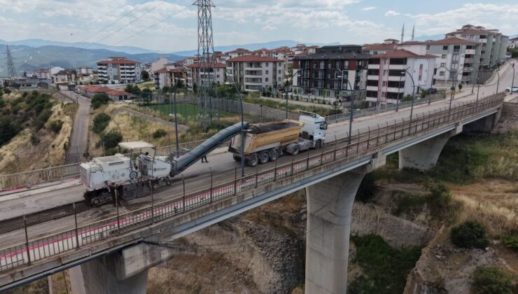 KANYON KÖPRÜ TRAFİĞE KAPANDI